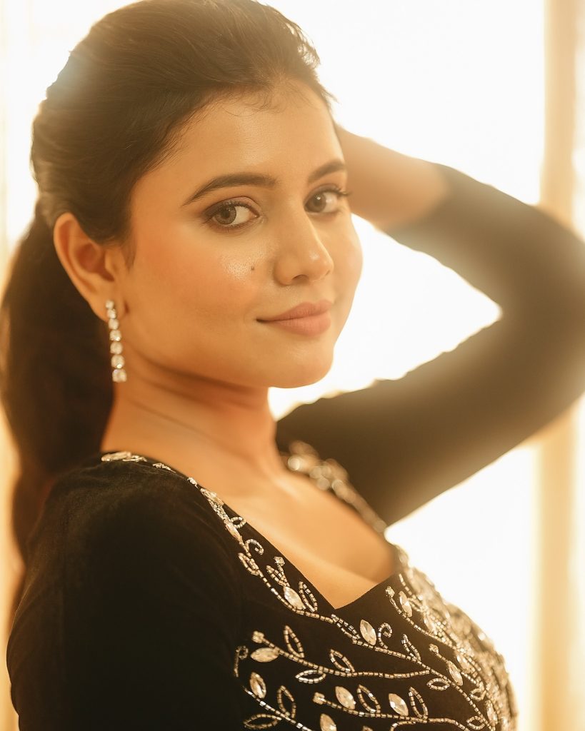 arul jyothi black dress photos, arul jyothi glamorous photoshoot, arul jyothi stylish looks, arul jyothi latest images, arul jyothi stunning pics, arul jyothi western outfit photos, arul jyothi bold photoshoot, arul jyothi actress pictures, arul jyothi instagram photos, arul jyothi viral images, arul jyothi hot black dress pics, arul jyothi photoshoot 2025, arul jyothi gorgeous look, arul jyothi trendy outfit photos, arul jyothi fashion shoot, arul jyothi modern look photos, arul jyothi beautiful photos, arul jyothi black dress shoot, arul jyothi new viral photos, actorfacts arul jyothi