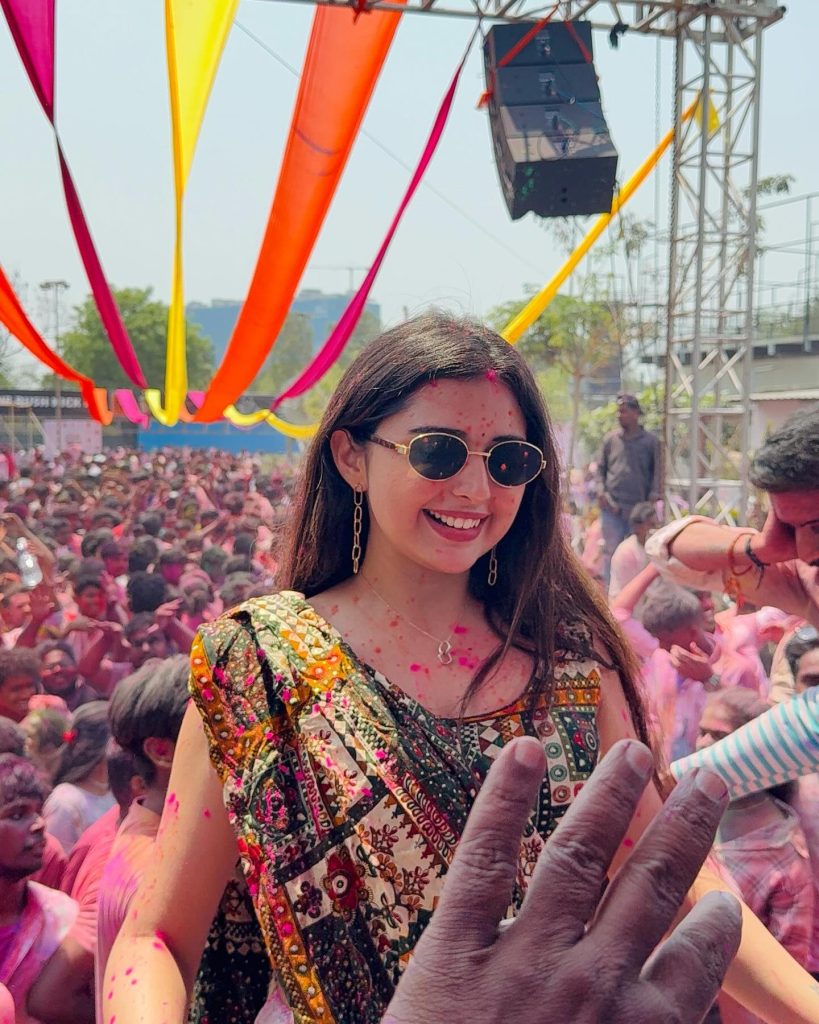Vedvika Soni Holi photos, Vedvika Soni latest photos, Vedvika Soni Holi celebration, Vedvika Soni colorful look, Vedvika Soni festival pics, Vedvika Soni traditional outfit, Vedvika Soni Holi 2025, Vedvika Soni vibrant images, Vedvika Soni Holi shoot, Vedvika Soni ethnic wear, Vedvika Soni Holi moments, Vedvika Soni in colors, Vedvika Soni festive photos, Vedvika Soni Instagram Holi, Vedvika Soni Holi gallery