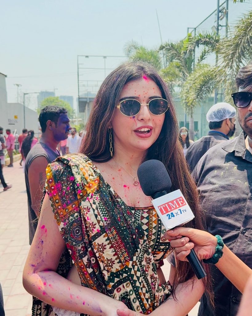 Vedvika Soni Holi photos, Vedvika Soni latest photos, Vedvika Soni Holi celebration, Vedvika Soni colorful look, Vedvika Soni festival pics, Vedvika Soni traditional outfit, Vedvika Soni Holi 2025, Vedvika Soni vibrant images, Vedvika Soni Holi shoot, Vedvika Soni ethnic wear, Vedvika Soni Holi moments, Vedvika Soni in colors, Vedvika Soni festive photos, Vedvika Soni Instagram Holi, Vedvika Soni Holi gallery