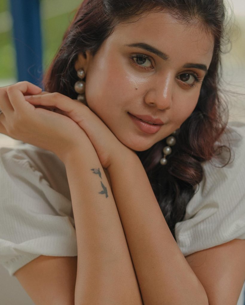Arul Jyothi photoshoot, Arul Jyothi white t-shirt look, Arul Jyothi blue pants style, Arul Jyothi stylish photos, Arul Jyothi latest photoshoot, Arul Jyothi trendy look, Arul Jyothi fashion photoshoot, Arul Jyothi glamour pictures, Arul Jyothi casual wear photos, Arul Jyothi actress photos, Arul Jyothi new images, Arul Jyothi viral photoshoot, Arul Jyothi modern look, Arul Jyothi Instagram pictures, Arul Jyothi fans gallery, Arul Jyothi wallpapers, Arul Jyothi chic style, Arul Jyothi hot photos, Arul Jyothi stylish pictures, Arul Jyothi ActorFacts