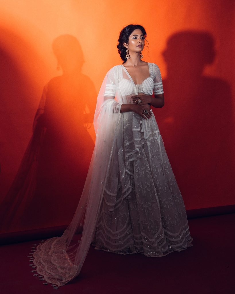 Keerthi Pandian, Keerthi Pandian hot photos, Keerthi Pandian white dress, Keerthi Pandian photoshoot, Keerthi Pandian stylish look, Keerthi Pandian viral pics, Keerthi Pandian 2025, Keerthi Pandian latest photos, actress Keerthi Pandian, Keerthi Pandian Instagram, Keerthi Pandian bold look, Keerthi Pandian trending photos, Keerthi Pandian fashion, Keerthi Pandian modern outfit, Keerthi Pandian sexy look
