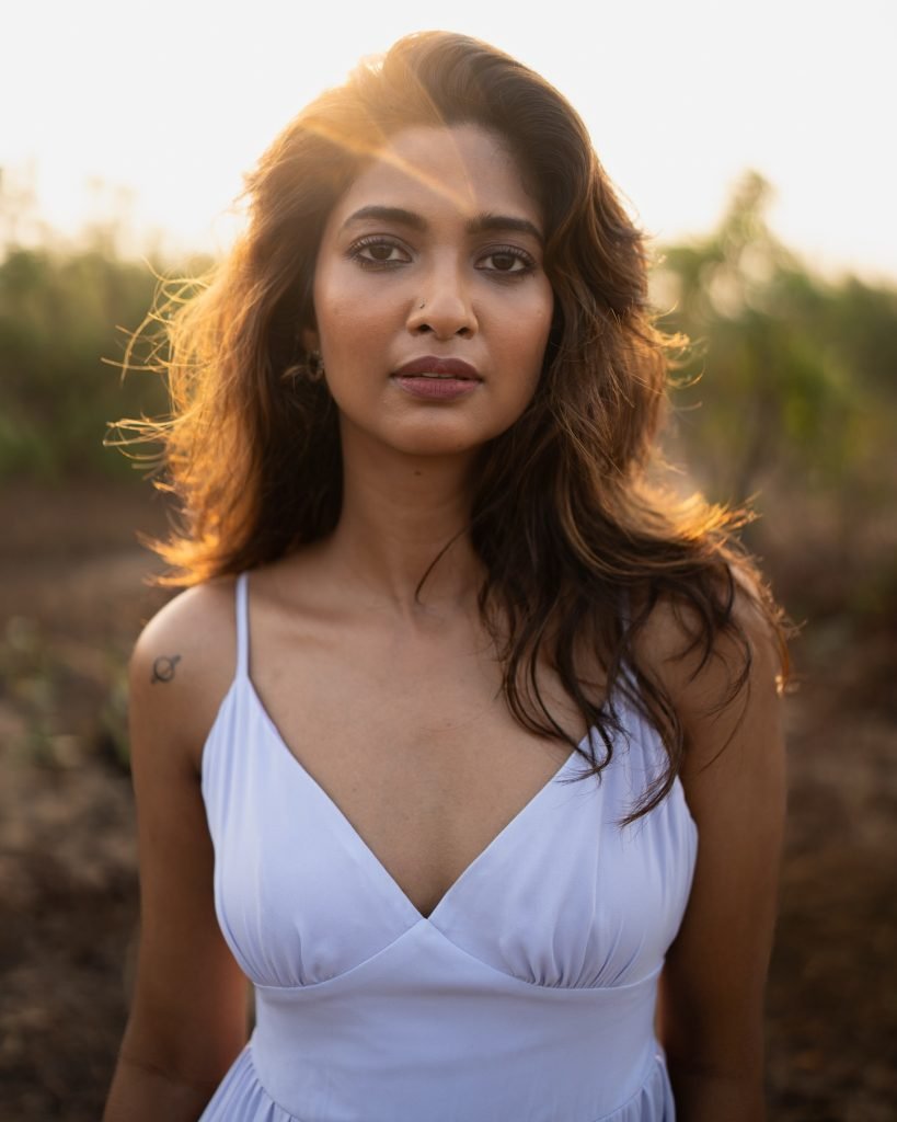 Keerthi Pandian, Keerthi Pandian HD photos, Keerthi Pandian latest pics, Keerthi Pandian 2025, Keerthi Pandian stylish look, Keerthi Pandian new photos, Keerthi Pandian actress, Keerthi Pandian Instagram photos, Keerthi Pandian fashion, Keerthi Pandian trending pics, Keerthi Pandian photoshoot, Keerthi Pandian beautiful images, Keerthi Pandian latest look, Keerthi Pandian gallery, Keerthi Pandian high quality photos