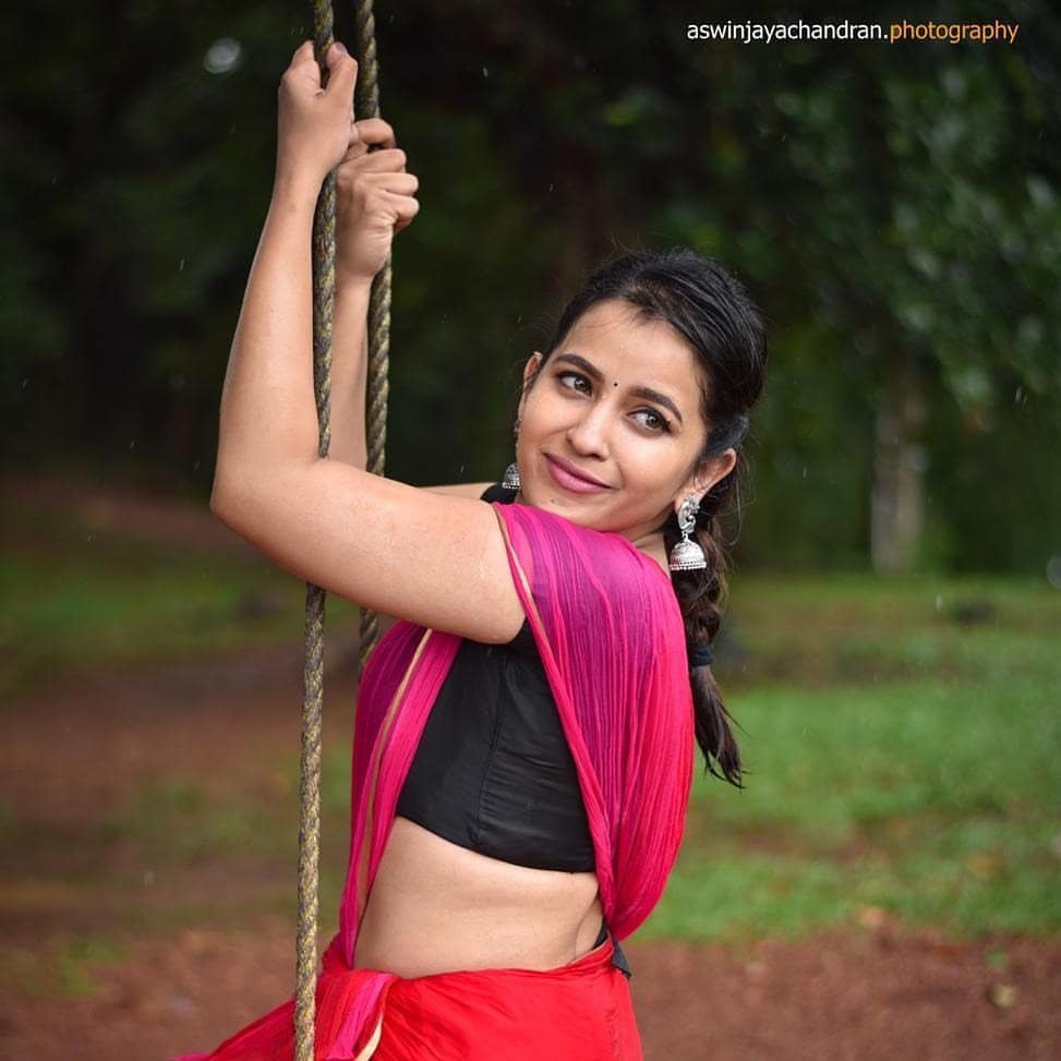 Komalee Prasad hot photos, Komalee Prasad red saree photos, Komalee Prasad bold photoshoot, Komalee Prasad glamorous pics, Komalee Prasad viral images, Komalee Prasad latest photoshoot, Komalee Prasad sexy photos, Komalee Prasad trending pics, Komalee Prasad actress photos, Komalee Prasad sizzling photoshoot, Komalee Prasad Instagram pics, Komalee Prasad HD wallpapers, Komalee Prasad bold saree look, South actress hot photos, Komalee Prasad new viral photos, Komalee Prasad elegant saree photos, Komalee Prasad fans images, Komalee Prasad glamorous red saree look, Komalee Prasad traditional hot look, Komalee Prasad viral trending photos
