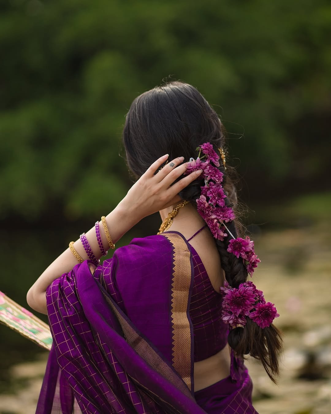 Maanasa Choudhary Traditional Look Photos in Saree23
