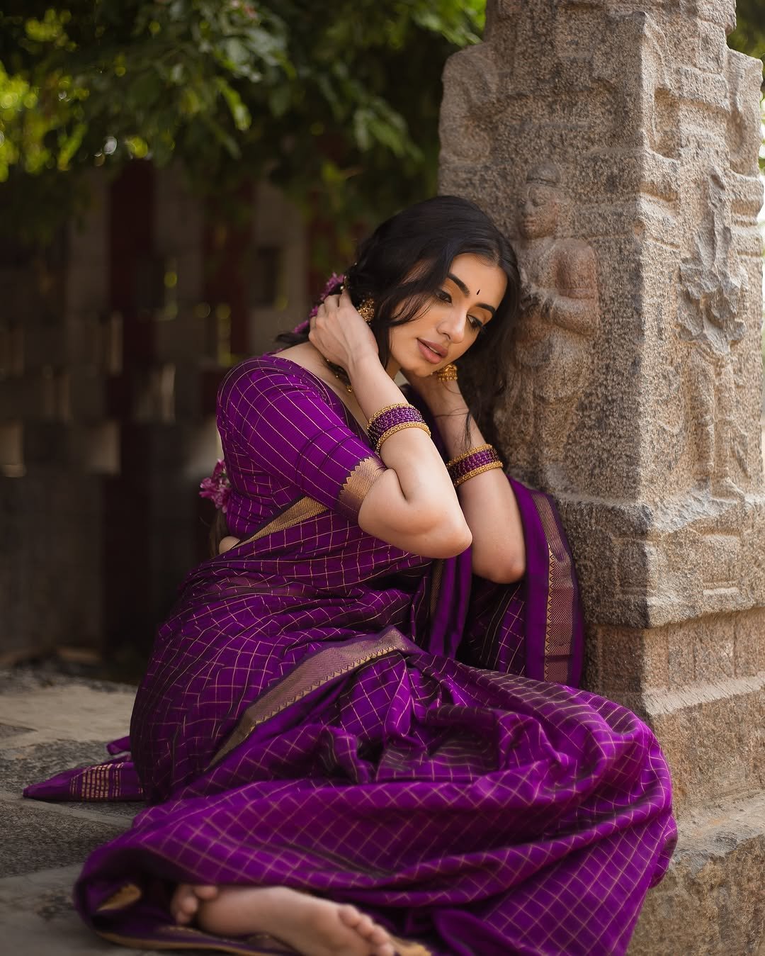 Maanasa Choudhary Traditional Look Photos in Saree38