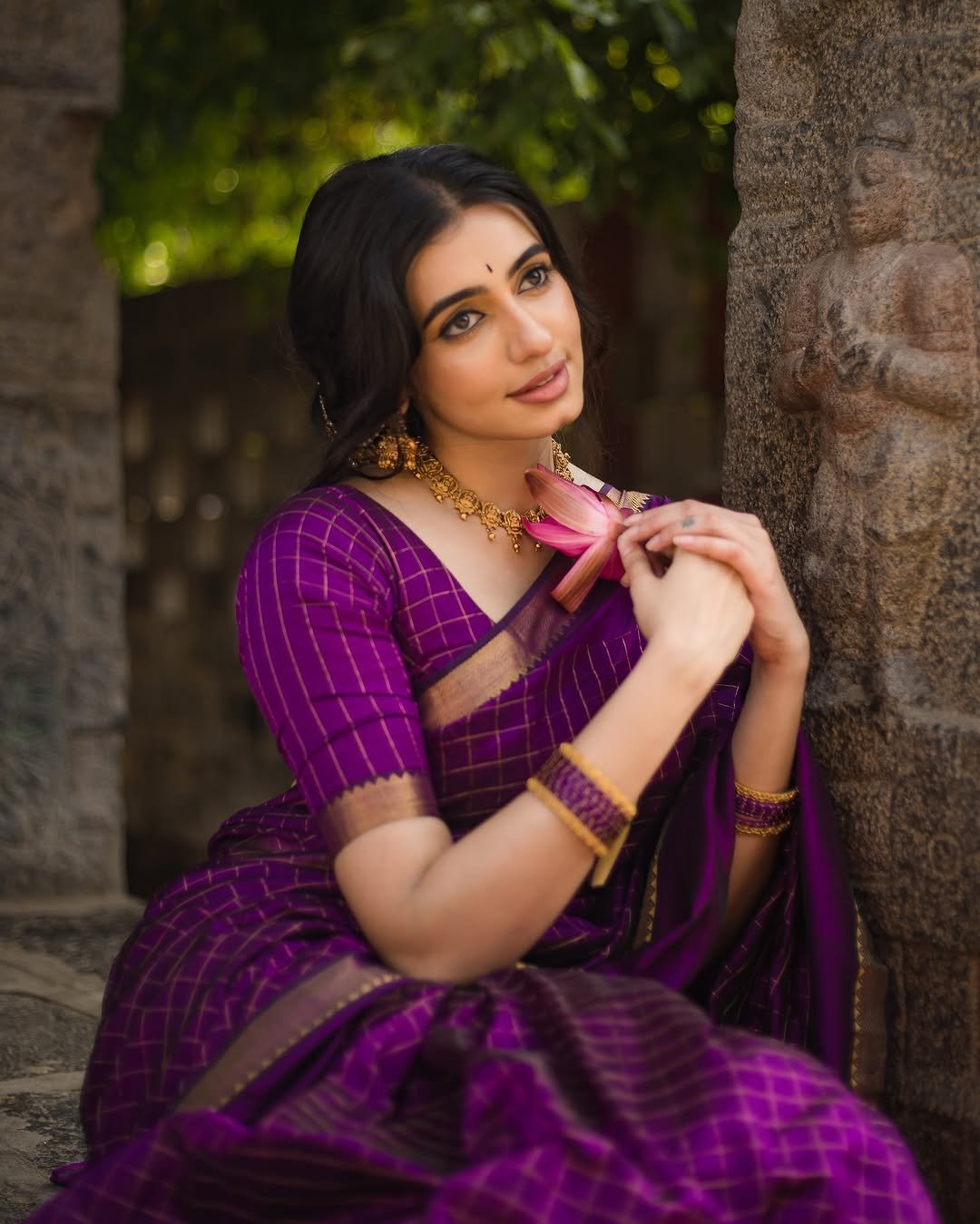 Maanasa Choudhary Traditional Look Photos in Saree41