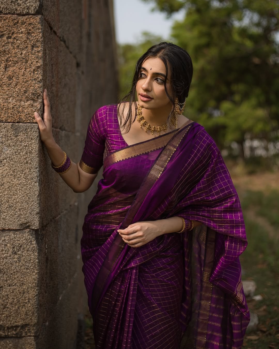 Maanasa Choudhary Traditional Look Photos in Saree42