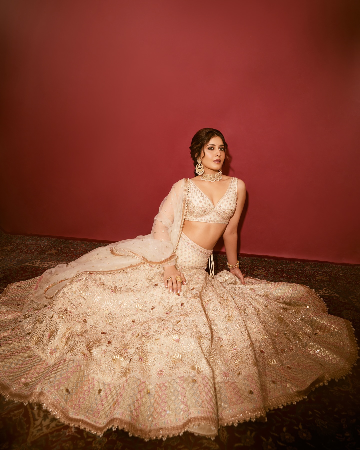 Raashi Khanna photos, Raashi Khanna white lehanga, Raashi Khanna latest pics, Raashi Khanna stunning looks, Raashi Khanna lehanga photoshoot, Raashi Khanna exclusive gallery, Raashi Khanna beautiful images, Raashi Khanna HD photos, Raashi Khanna traditional wear, Raashi Khanna hot photos, Raashi Khanna viral pics, Raashi Khanna new pictures, Raashi Khanna actress photos, Raashi Khanna glamour shots, Raashi Khanna fashion photos, Raashi Khanna lehanga collection, celebrity lehanga photos, trending actress pics, Raashi Khanna Instagram pictures, Raashi Khanna bold look