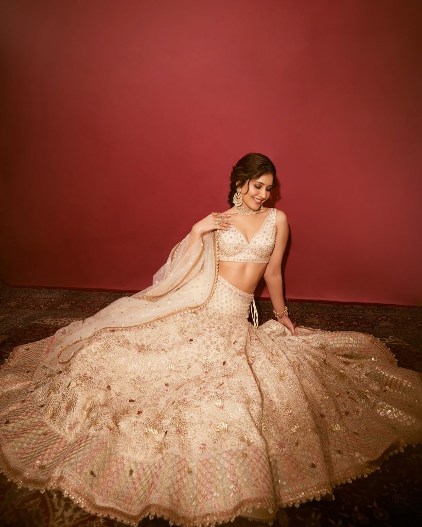 Raashi Khanna photos, Raashi Khanna white lehanga, Raashi Khanna latest pics, Raashi Khanna stunning looks, Raashi Khanna lehanga photoshoot, Raashi Khanna exclusive gallery, Raashi Khanna beautiful images, Raashi Khanna HD photos, Raashi Khanna traditional wear, Raashi Khanna hot photos, Raashi Khanna viral pics, Raashi Khanna new pictures, Raashi Khanna actress photos, Raashi Khanna glamour shots, Raashi Khanna fashion photos, Raashi Khanna lehanga collection, celebrity lehanga photos, trending actress pics, Raashi Khanna Instagram pictures, Raashi Khanna bold look