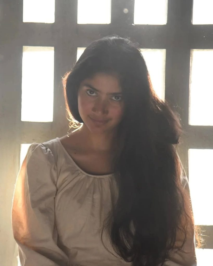 Sai Pallavi Athiran photos, Sai Pallavi cute photos, Sai Pallavi Athiran movie stills, Sai Pallavi adorable images, Sai Pallavi latest photos, Sai Pallavi natural beauty photos, Sai Pallavi viral photos, Sai Pallavi HD wallpapers, Sai Pallavi fans pics, Sai Pallavi movie photos, Sai Pallavi emotional scenes Athiran, Malayalam actress cute photos, Sai Pallavi trending photos, Sai Pallavi charming photoshoot, Sai Pallavi Instagram pics, Sai Pallavi viral Athiran clicks, Sai Pallavi beautiful looks, Sai Pallavi movie stills ActorFacts, Sai Pallavi traditional look, Athiran movie actress photos