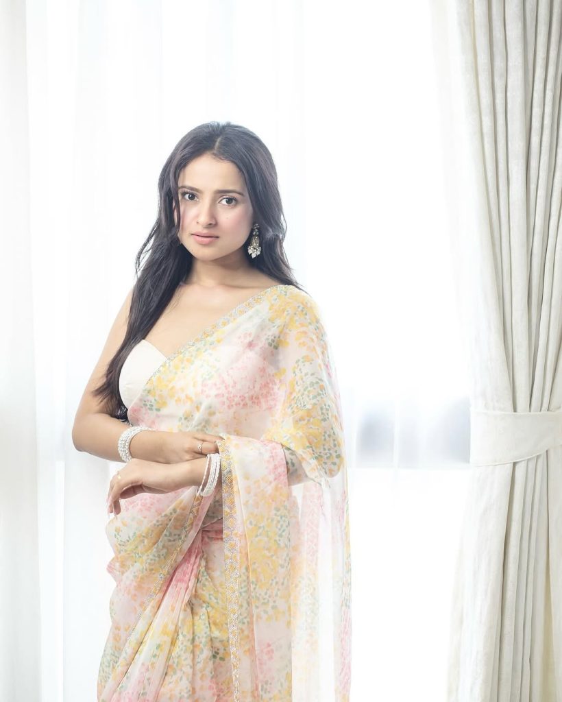 Aarushi Baruah's styling with white transparent saree