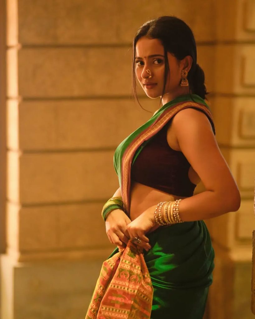 Aarushi Baruaah stylish and bold photoshoot in green saree