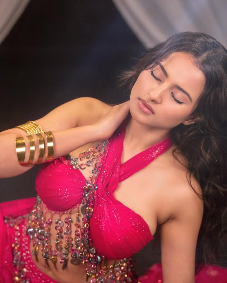 Aarushi Baruah's complete pink dress hot styling