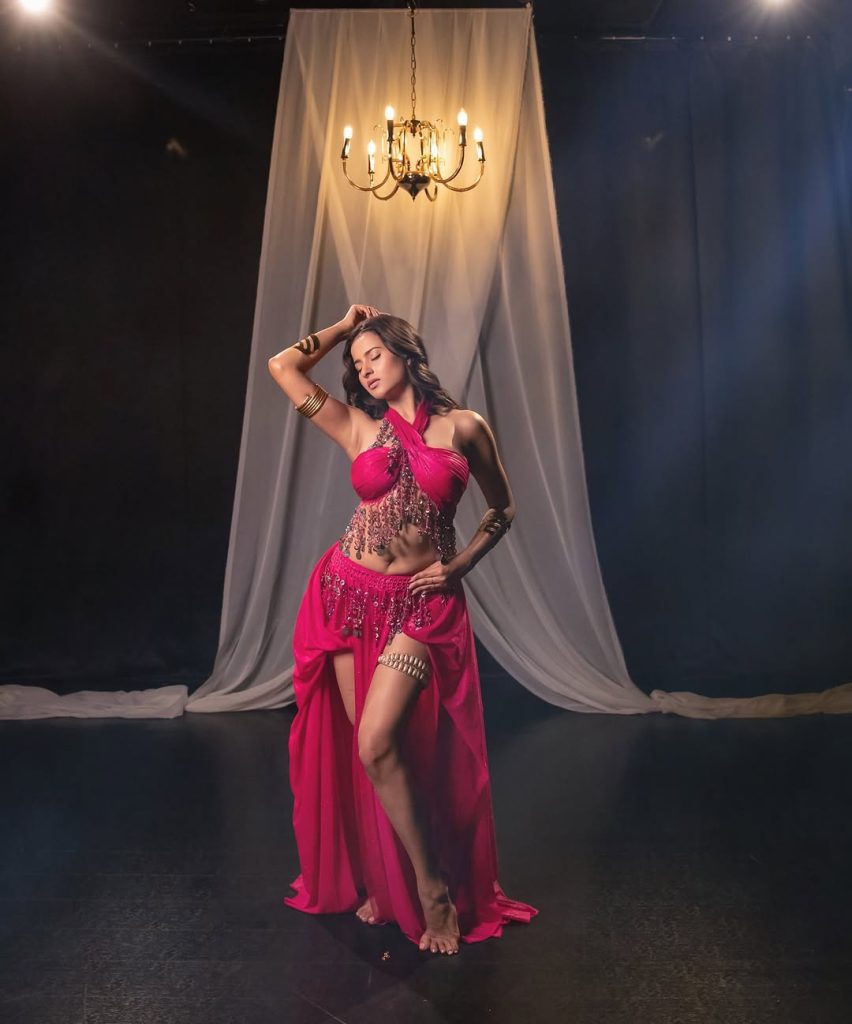 Aarushi Baruah's complete pink dress hot styling