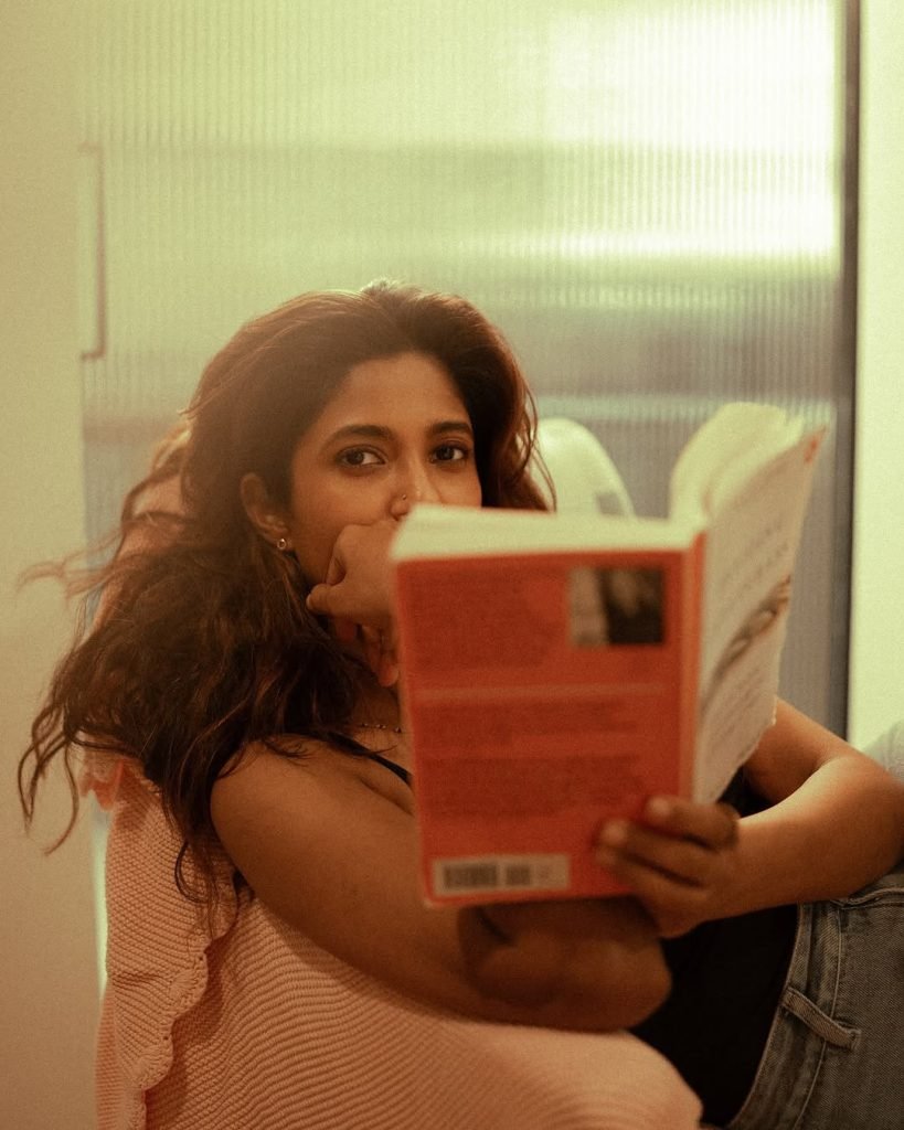 Keerthi Pandian's complete couch photoshoot