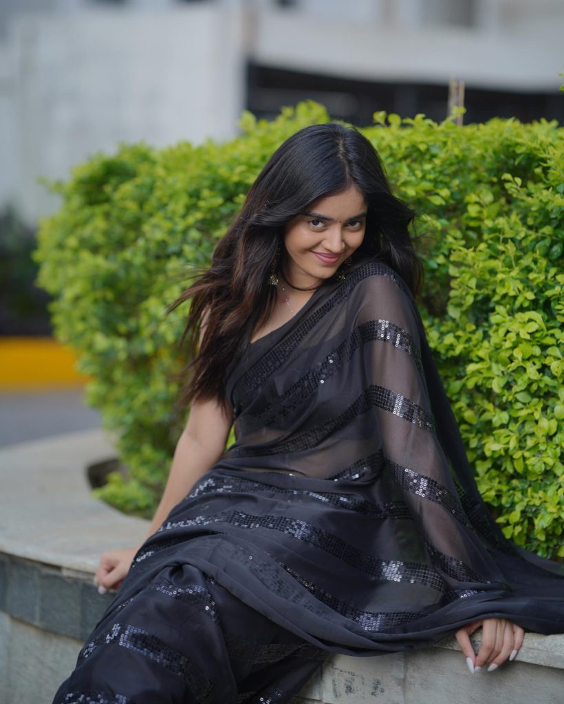 Kushitha Kallapu sizzling photoshoot in stylish black saree