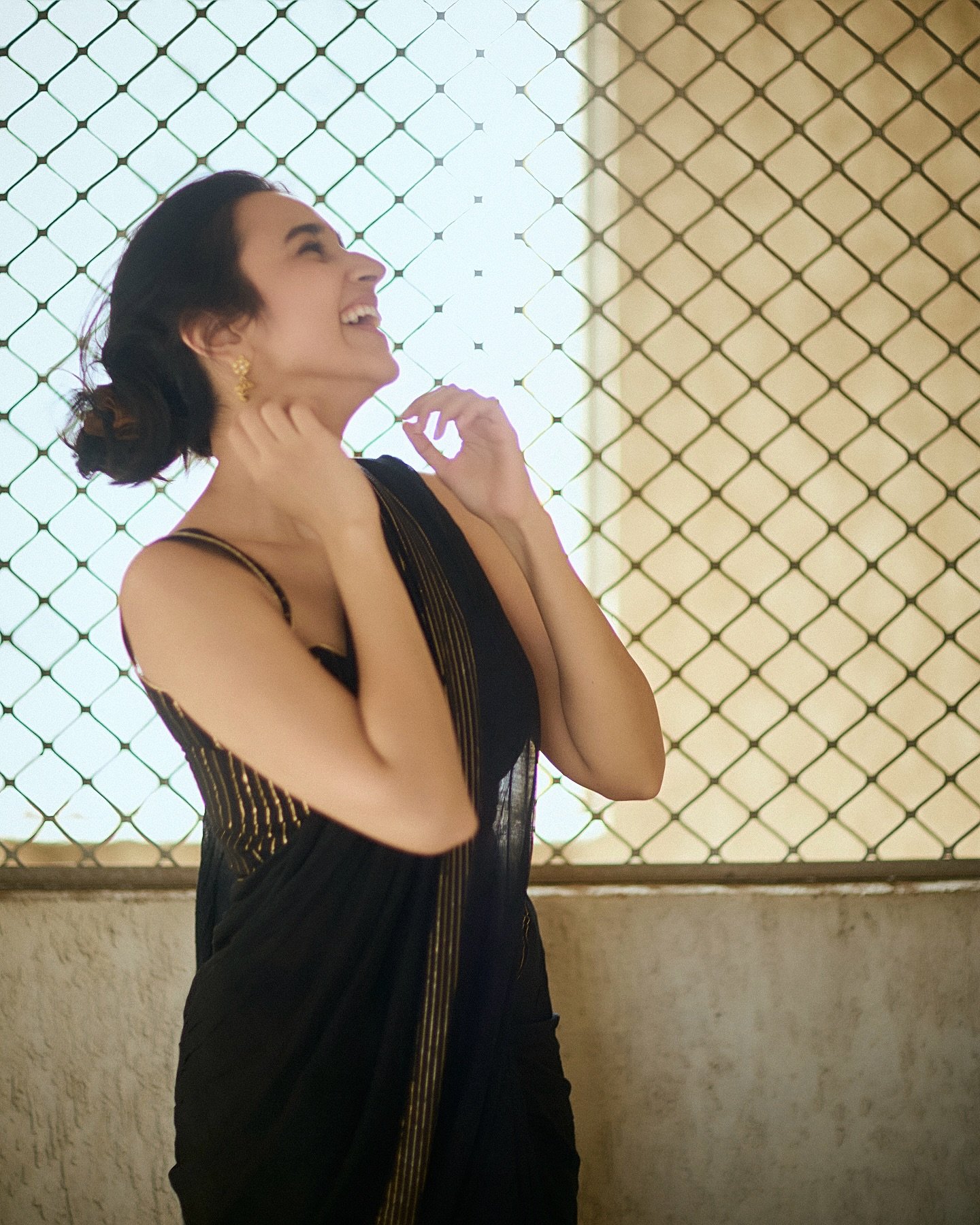 Nuveksha Hot Looking Photos in Black Saree (32)