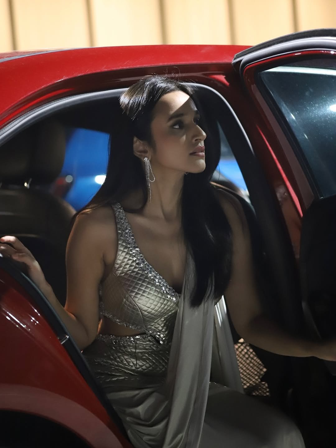 Nuveksha Looking Hot Going for a Party (7)