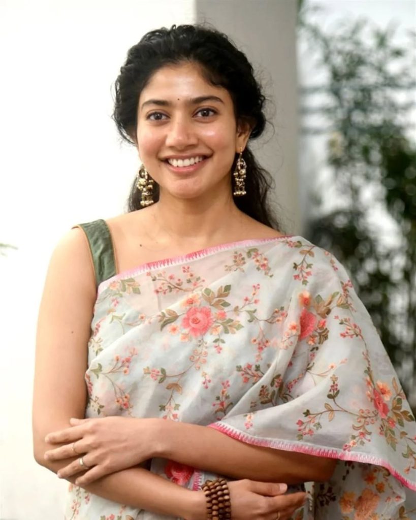 Actor Facts, ActorFacts, Sai Pallavi cute photos, Sai Pallavi latest photoshoot, Sai Pallavi white rose pics, Sai Pallavi adorable images, Sai Pallavi flower photos, Sai Pallavi natural beauty pics, Sai Pallavi HD wallpapers, Sai Pallavi beautiful looks, Sai Pallavi viral pictures, Sai Pallavi trending photos, Telugu actress Sai Pallavi, Sai Pallavi Insta latest, Sai Pallavi photo gallery, Sai Pallavi flower photoshoot, Sai Pallavi simple cute look, Sai Pallavi natural look, Sai Pallavi fans collection, Sai Pallavi 2025 images, Sai Pallavi stylish images, Sai Pallavi saree flower pics