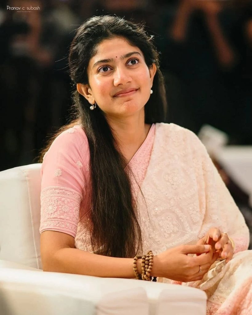 Sai Pallavi's natural makeup and styling at movie event