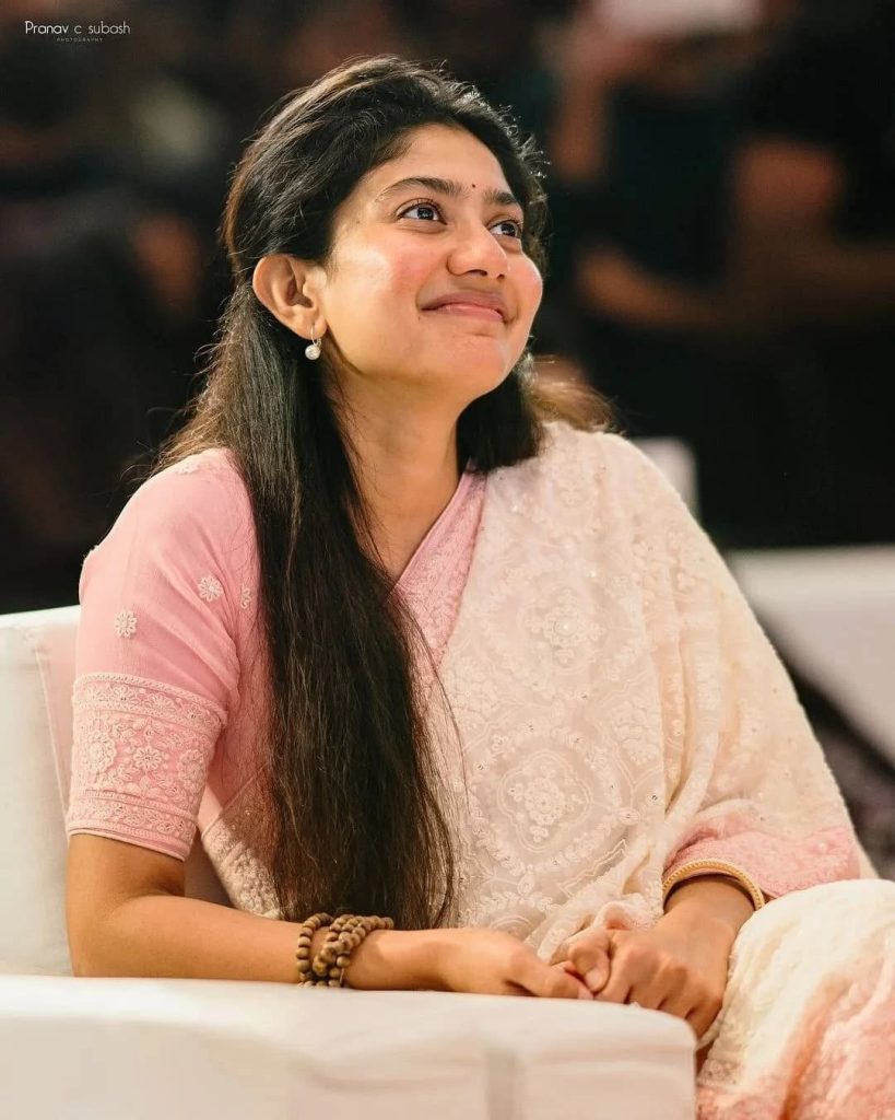 Sai Pallavi's natural makeup and styling at movie event