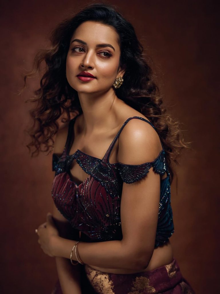 Shanvi Srivastava's natural beauty and radiant smile