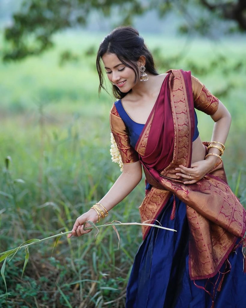 Hot saree styling highlights Aarushi Baruah's contemporary traditional fashion sense