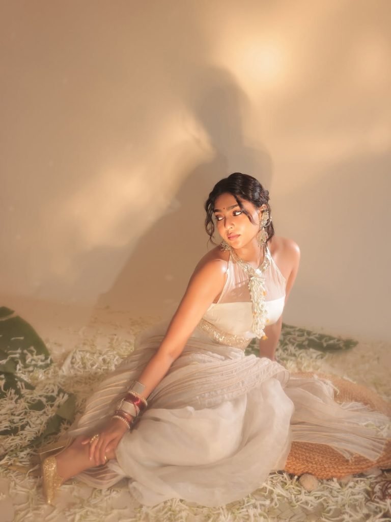 Modern transparent fabric adds contemporary twist to Aishwarya Lekshmi's traditional look