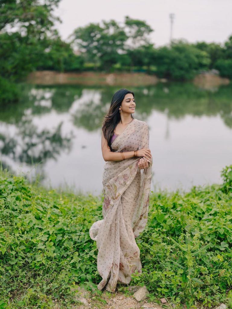 Modern transparent material adds contemporary edge to Ananthika Sanil Kumar's look