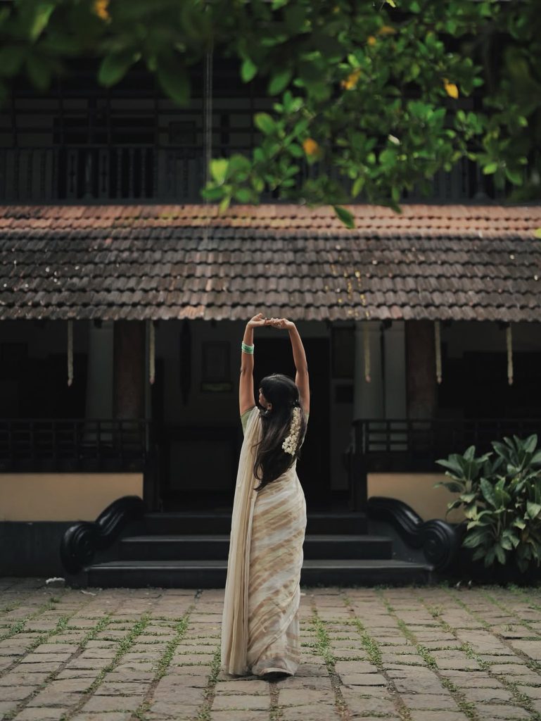 Ananthika Sanilkumar embodies traditional elegance in festival white ensemble