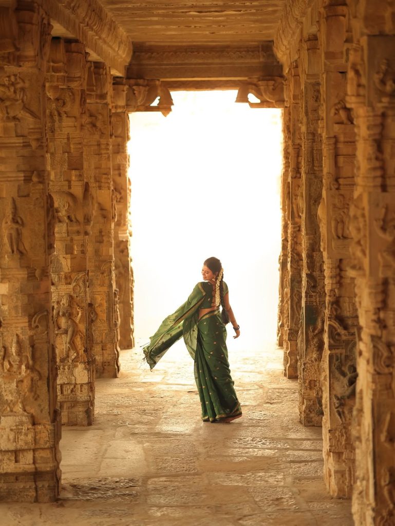 Organic beauty approach emphasizes Arul Jyothi's authentic traditional styling
