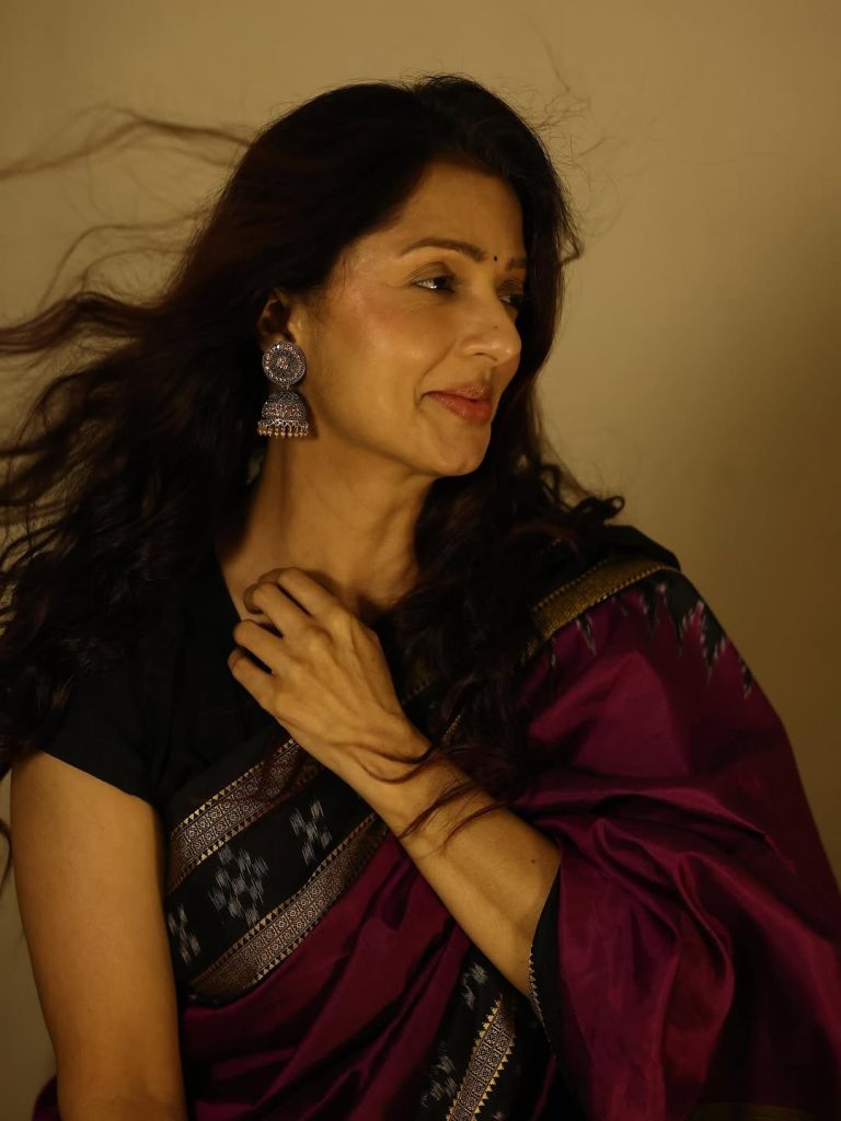 Royal maroon saree creates mesmerizing elegance for Bhumika Chawla's portrait