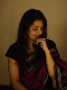 Traditional royal styling highlights Bhumika Chawla's cultural fashion expertise