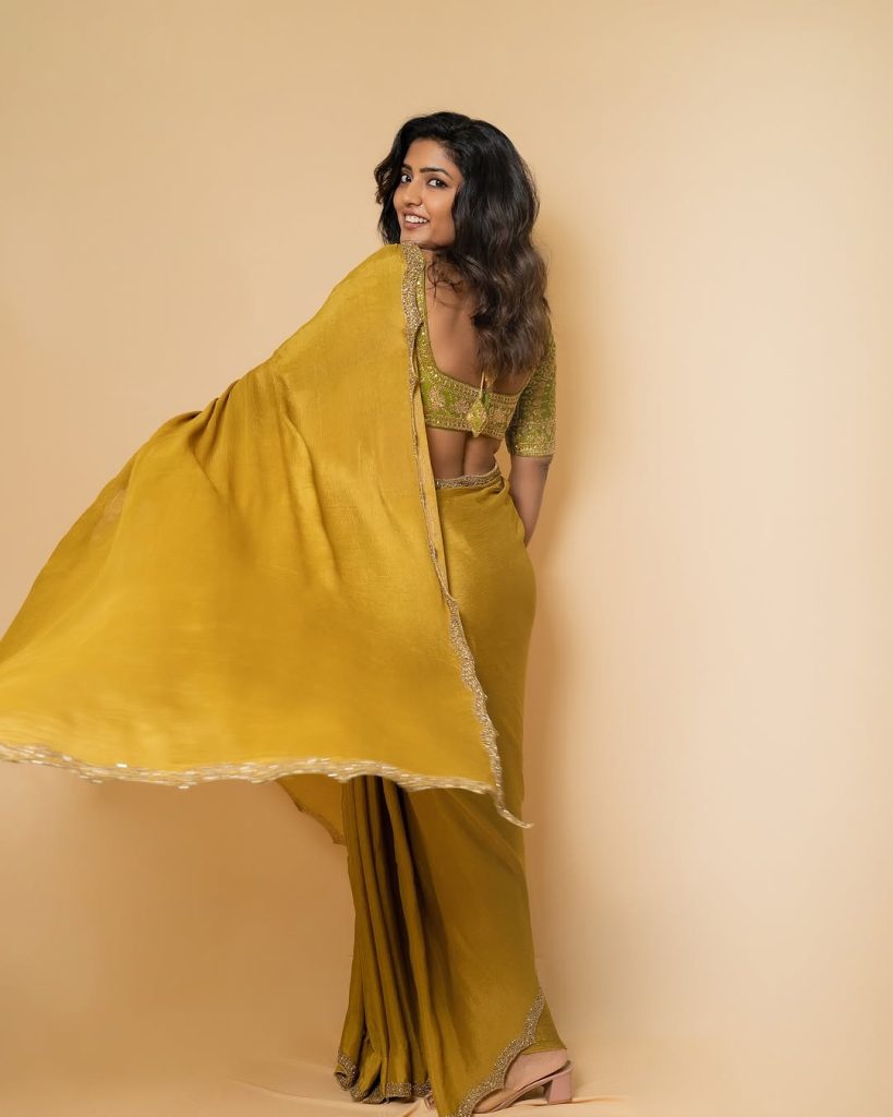 Elegant saree styling creates sophisticated grace for Eesha Rebba's portrait