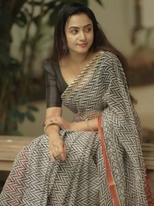 Contemporary traditional fashion showcases Janani Ashok Kumar's style evolution