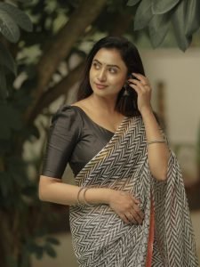Contemporary traditional fashion showcases Janani Ashok Kumar's style evolution