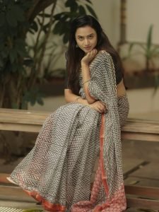 Modern block print saree creates contemporary traditional styling for Janani Ashok Kumar