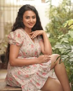 Contemporary mini dress highlights Janani Ashok Kumar's casual fashion sense