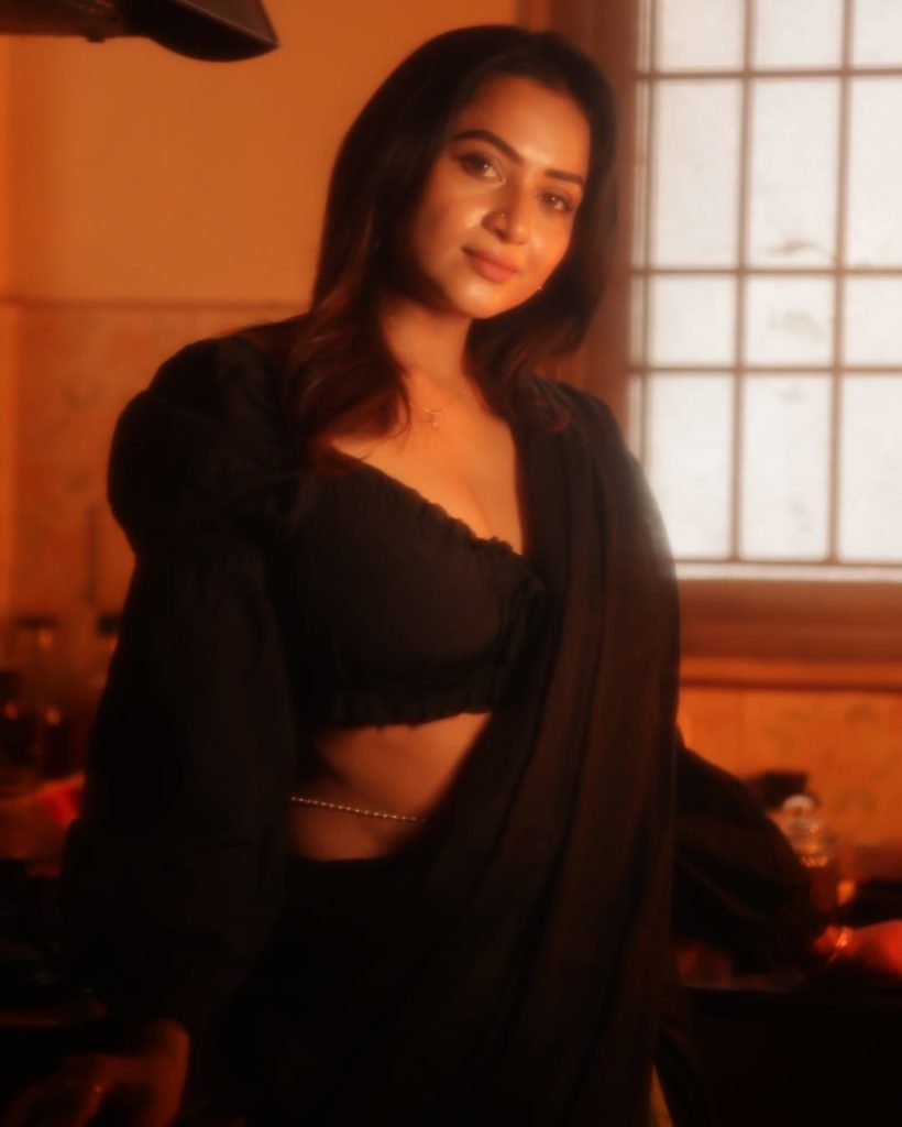 Monochrome styling showcases Janani Ashok Kumar's classic fashion sensibilities