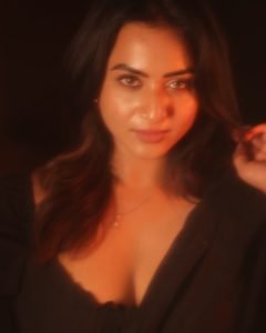 Monochrome styling showcases Janani Ashok Kumar's classic fashion sensibilities