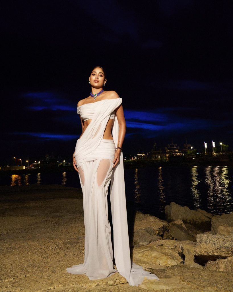 Pure white dress creates stunning contrast in Janhvi's glamorous portrait