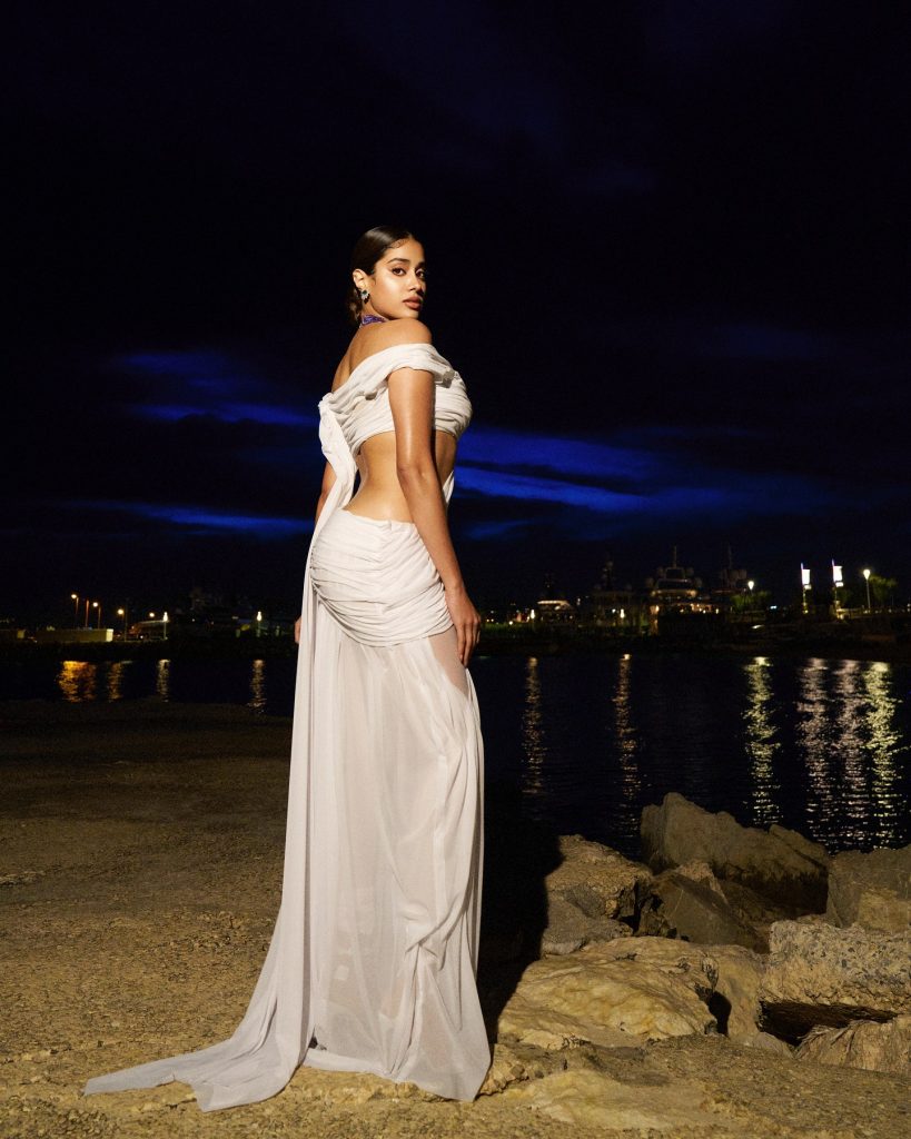 Pure white dress creates stunning contrast in Janhvi's glamorous portrait
