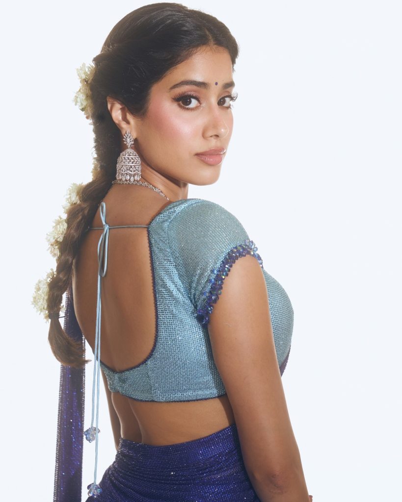 Janhvi embodies cultural grace in elegant blue saree ensemble
