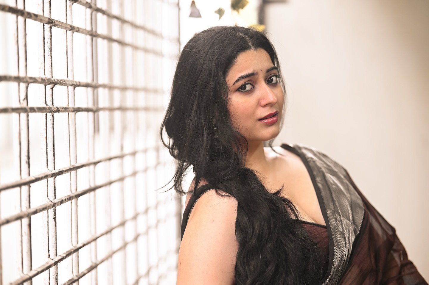Kanduri Sudha Hot Photos in Saree (16)