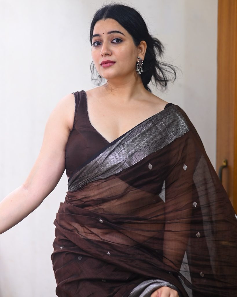 Cultural fashion meets modern photography in Kanduri Sudha's saree portrait