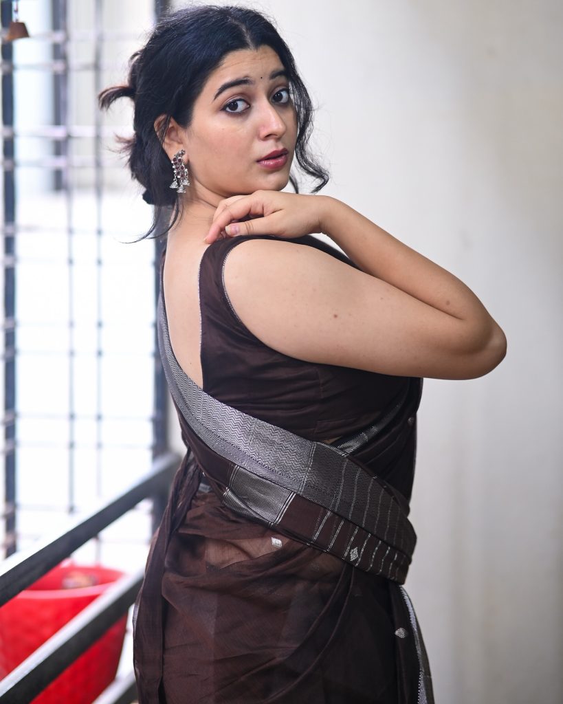 Cultural fashion meets modern photography in Kanduri Sudha's saree portrait