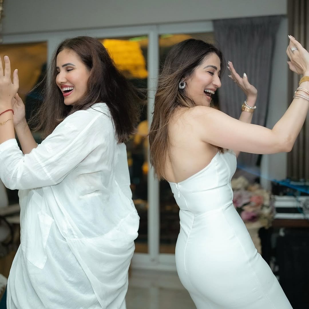 Birthday celebration outfit showcases Lakshmi's festive fashion sensibilities