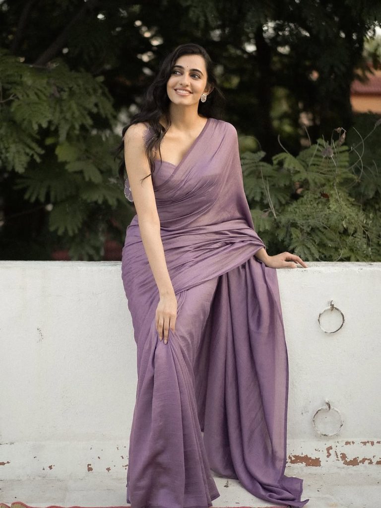 Glamorous saree styling creates sophisticated elegance for Maanasa Choudhary's portrait