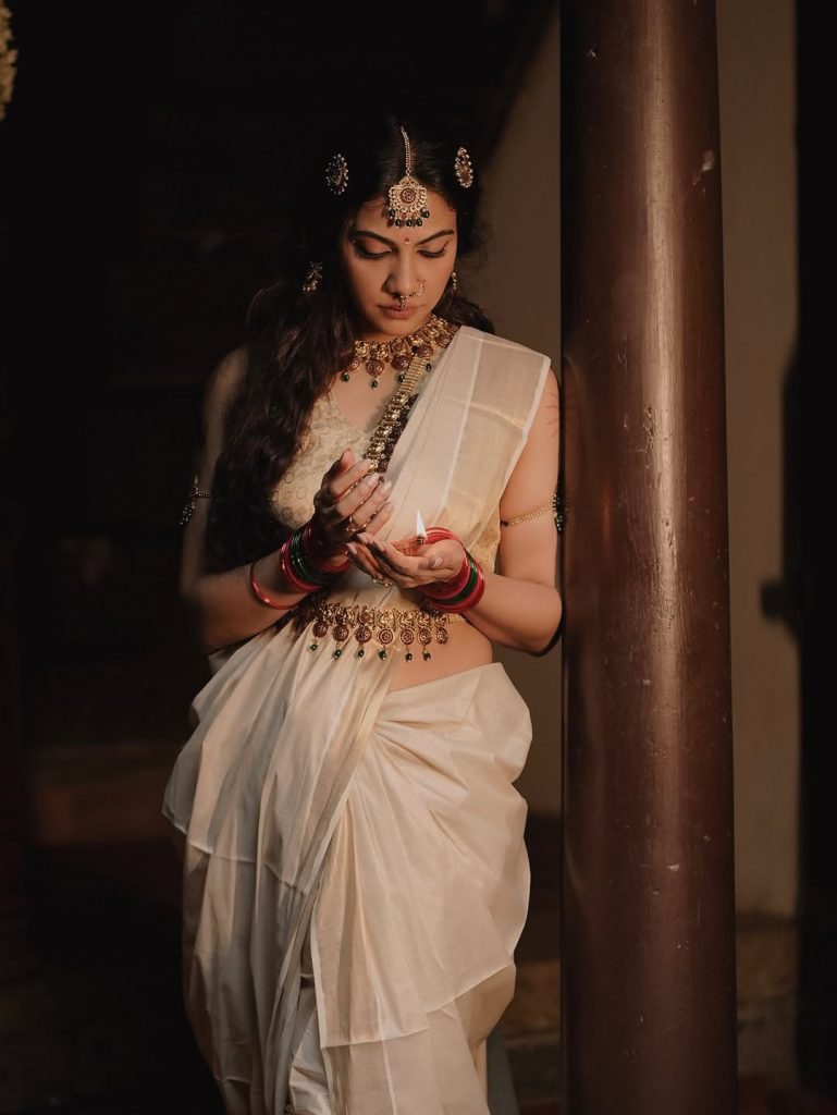 Cute white saree styling creates charming elegance for Madonna Sebastian