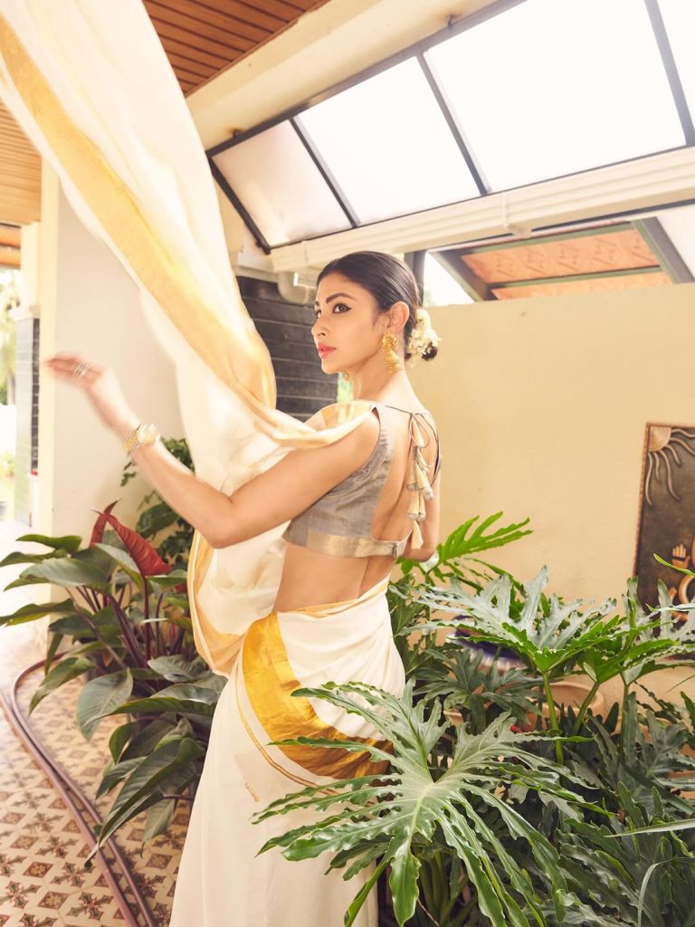 Pure white saree creates ethereal elegance in Mouni Roy's traditional portrait